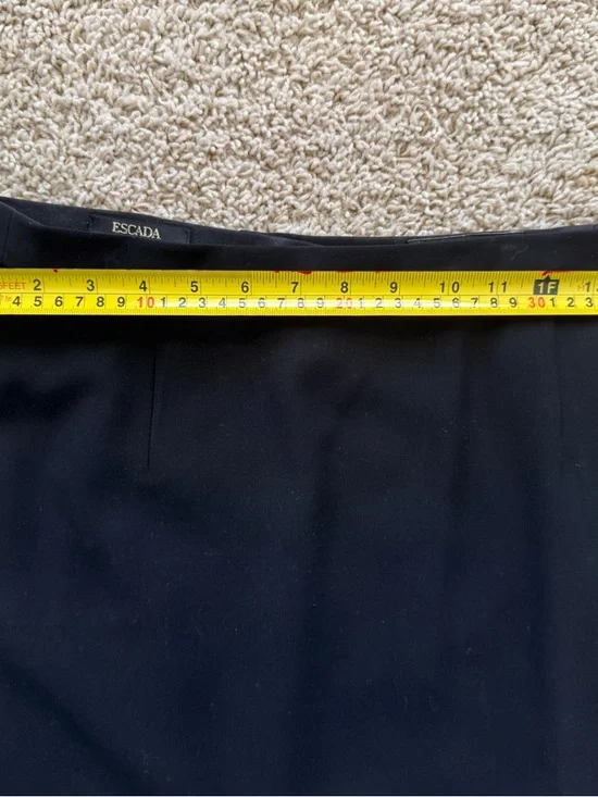 Escada Black Tailored Pencil Skirt - Picture 5 of 7